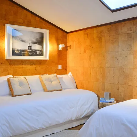 Casa Azul - 2min Walk To The Beach, In The Historical Center Of شقة سيسيمبرا